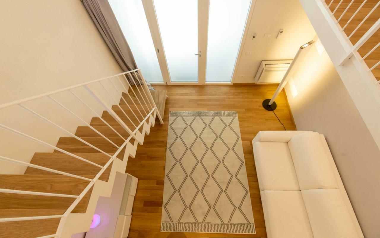 Center Loft Apartment Специя Экстерьер фото